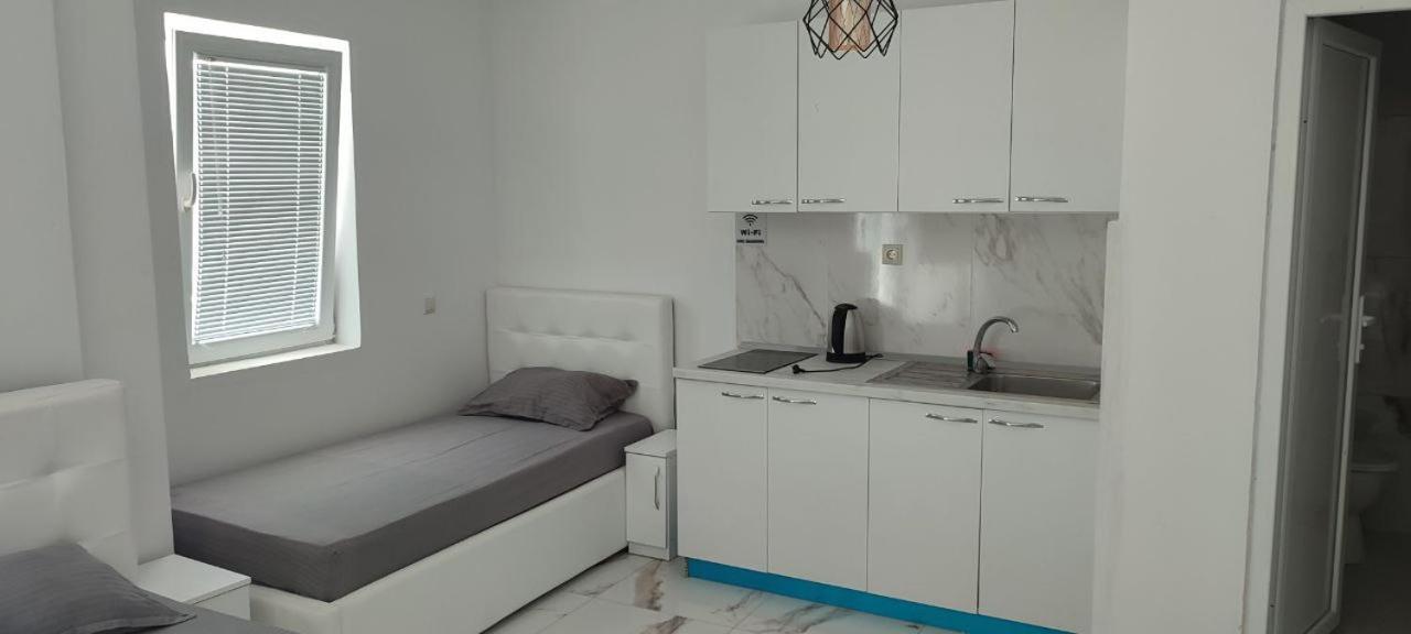 Golem Apartment Exterior photo